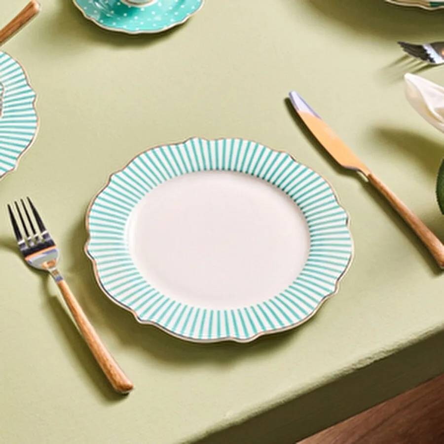 بشقاب شیرینی خوری