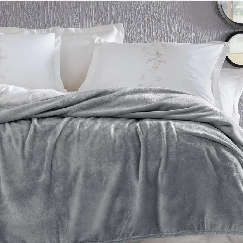 عکس پتو یک نفره نرم یاتاش اولنا طوسی روشن