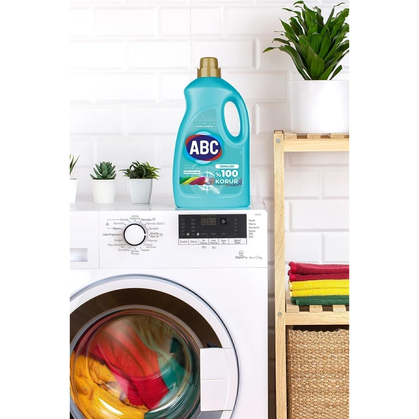 مایع لباسشویی 3 لیتری مخصوص لباس‌های رنگی