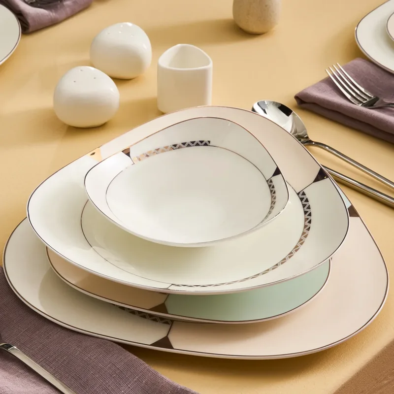 عکس سرویس غذاخوری 62 پارچه ۱۲ نفره کاراجا Fine Pearl Extra Abraca