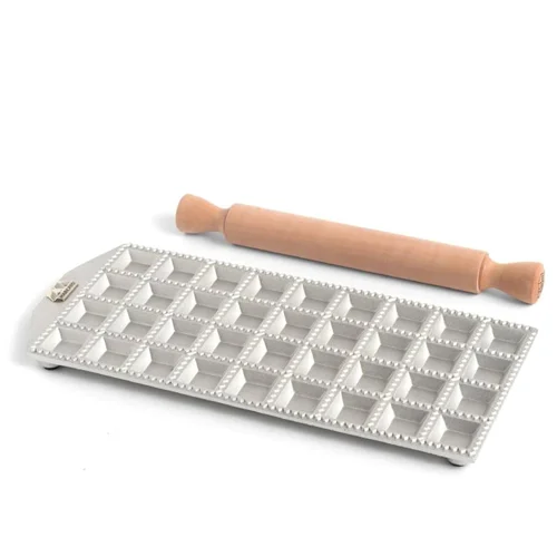 عکس قالب 36 عددی راویولی با وردنه مارکاتو 35×35 میلی