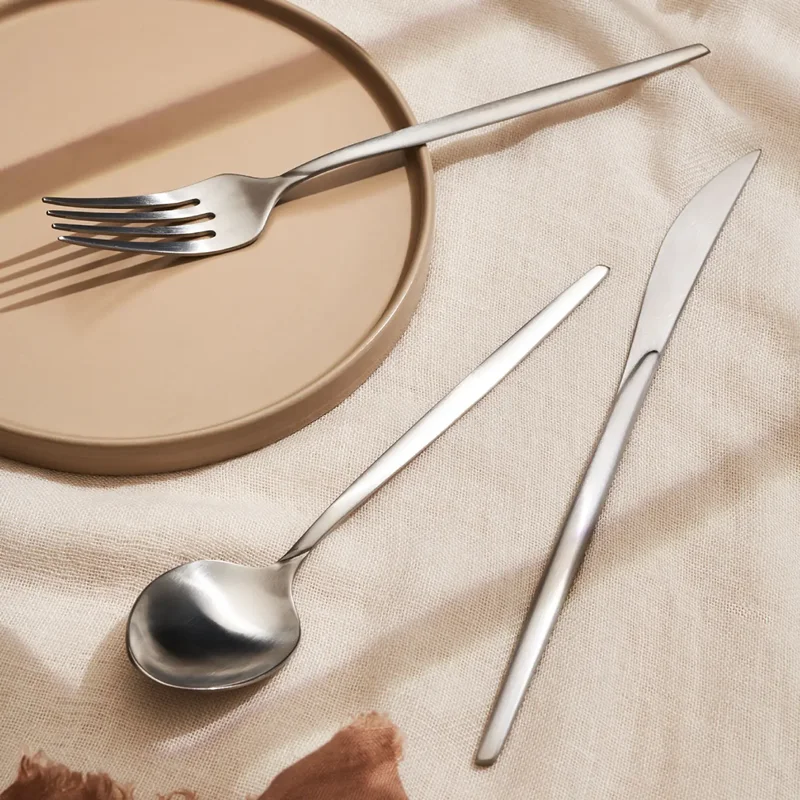 عکس سرویس قاشق و چنگال دسرخوری 18 پارچه ۶ نفره امسان Alya Saten