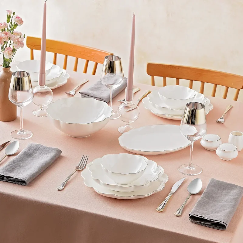 عکس سرویس غذاخوری 29 پارچه 6 نفره استانبول پرسلن Gonca سفید