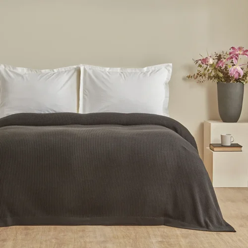 عکس پتو تریکو دو نفره کاراجاهوم Cool Touch مشکی