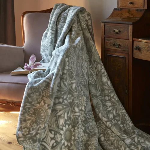 عکس پتو اسپانیایی دو نفره کاراجاهوم فلور سبز