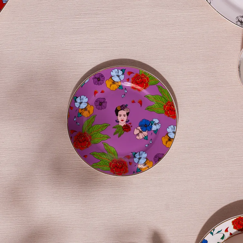 عکس بشقاب شیرینی خوری کاراجا Frida قطر 19 سانتی بنفش