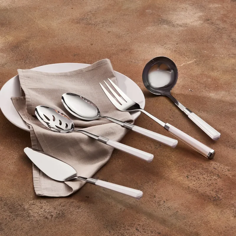 عکس سرویس سرو ۵ پارچه کاراجا فلوکا سفید