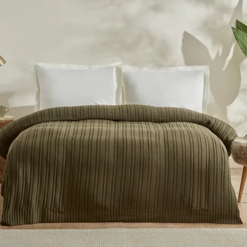 عکس پتو تریکو دو نفره کاراجاهوم Tracy سبز تیره