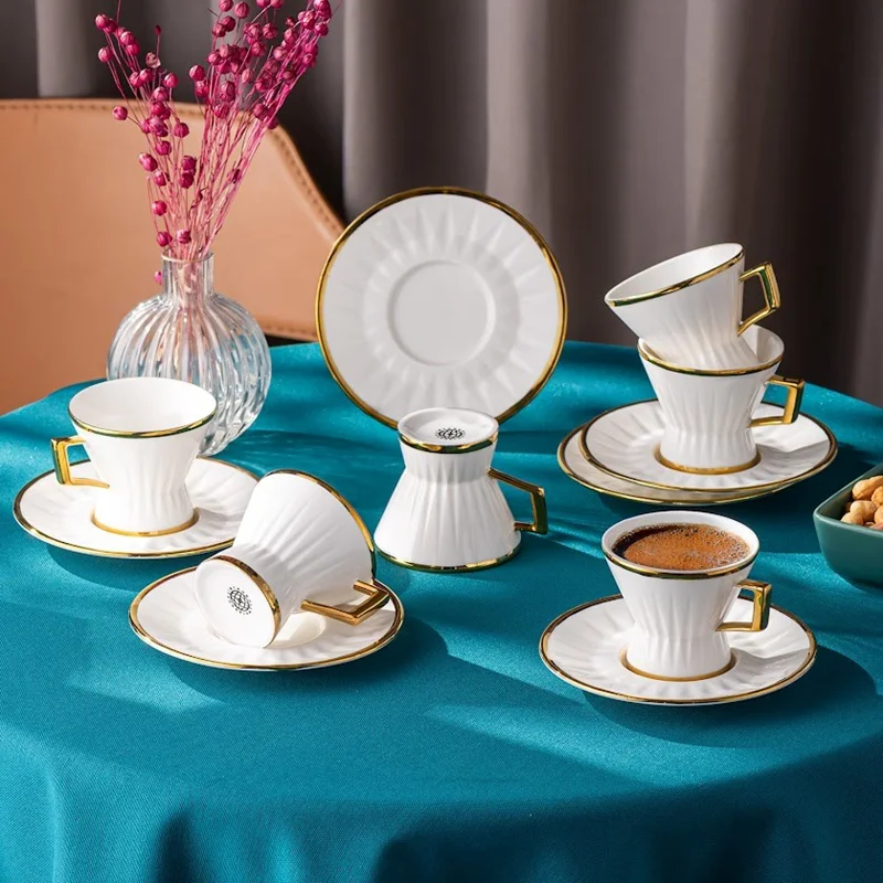 عکس ست قهوه خوری 6 نفره استانبول پرسلن آشیان 90 میلی