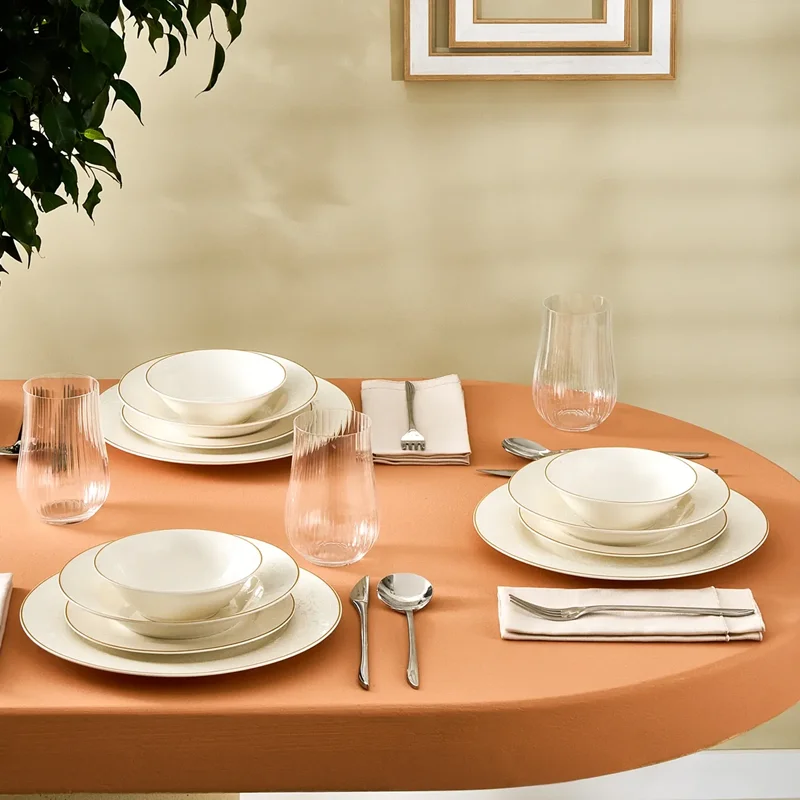 عکس سرویس غذاخوری 24 پارچه ۶ نفره کاراجا Lara سفید