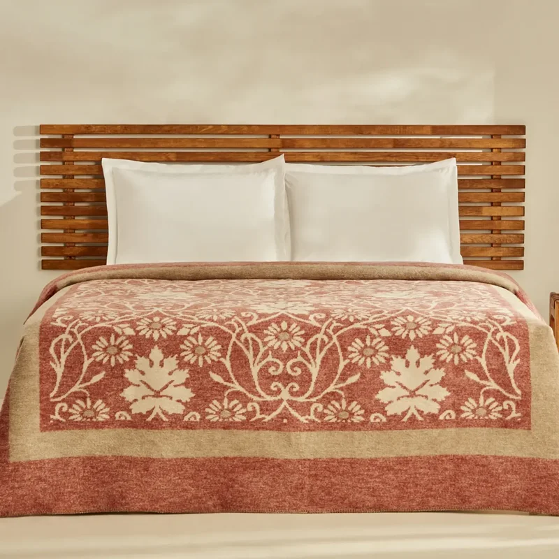 عکس پتو دو نفره پنبه کاراجاهوم فلارا آجری