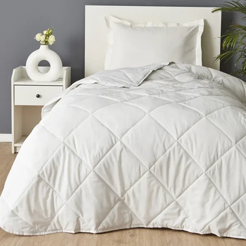 لحاف یک نفره کاراجاهوم میکروفیبر زمستان سفید