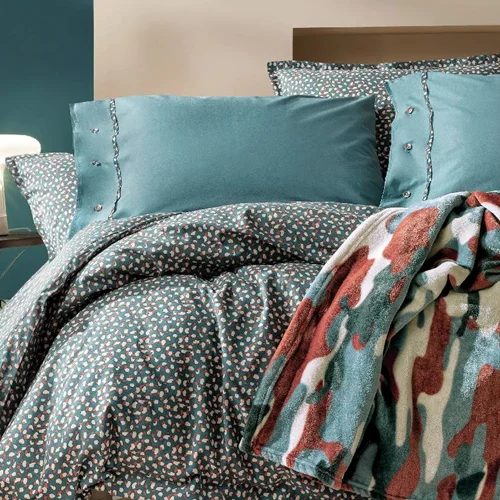 عکس سرویس کاور لحاف پتو دو نفره یاتاش تریس آبی