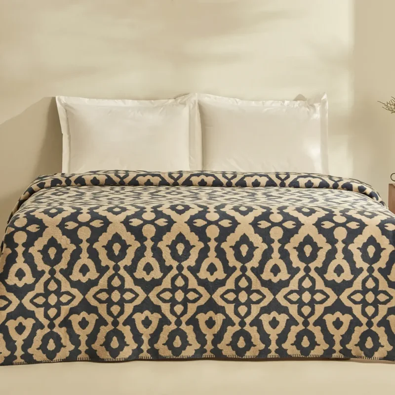 عکس پتو دو نفره پنبه کاراجاهوم رینا سرمه ای