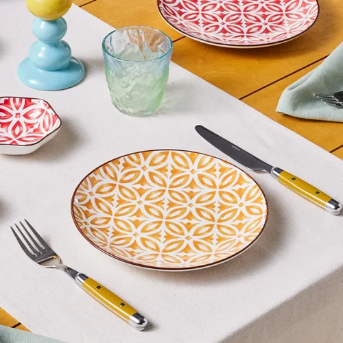 عکس پیش دستی کاراجا جوفی طرح دار زرد 20 سانتی